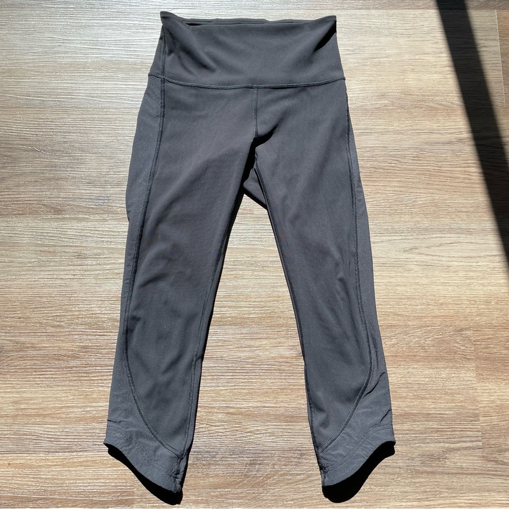 Lululemon Ready Set Go Crop (21")